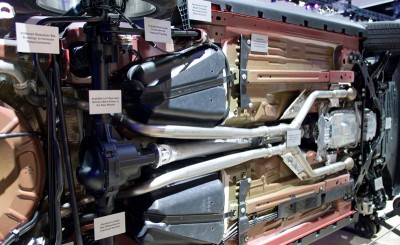 2011_ford_mustang_v_6_powertrain_show_floor_105_cd_gallery_zoomed.jpg