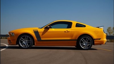 BOSS 302 bok.jpg